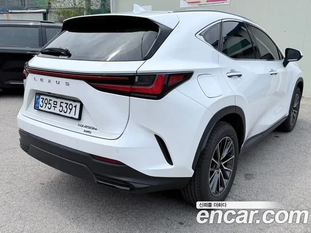 2026 Lexus N-Class — صورة 4