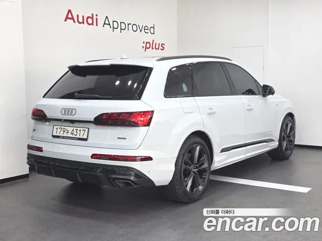 2026 Audi Q7 — صورة 2