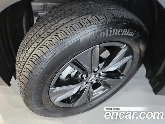 2026 Lexus U-Class — صورة 5