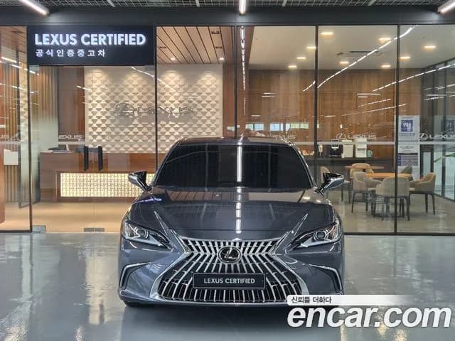 2026 Lexus E-Class — صورة 3