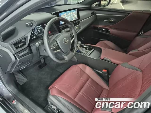 2026 Lexus E-Class — صورة 10