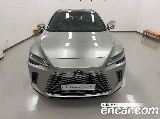 2026 Lexus R-Class — صورة 3