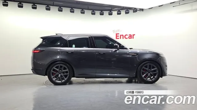 2026 Land Rover Range Rover — صورة 5