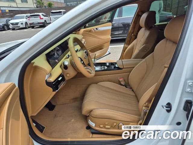 2027 Genesis G80 — صورة 4