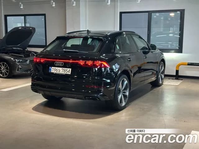 2026 Audi Q8 — صورة 5