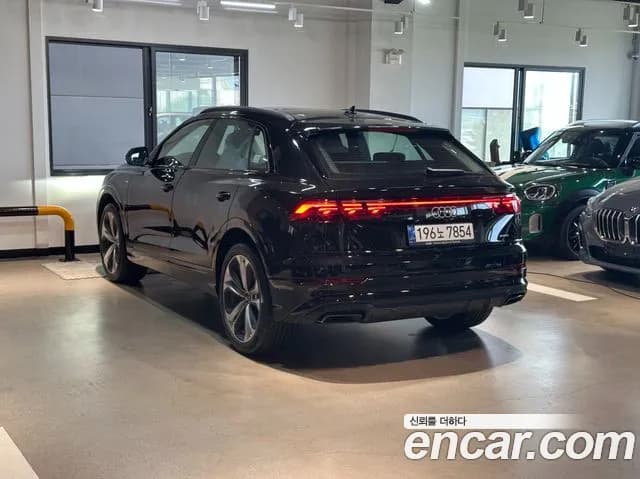2026 Audi Q8 — صورة 6