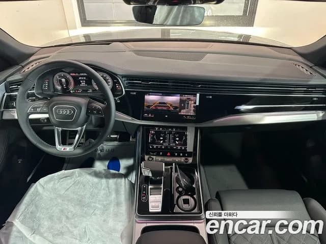 2026 Audi Q8 — صورة 9