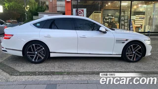 2027 Genesis G80 — صورة 3