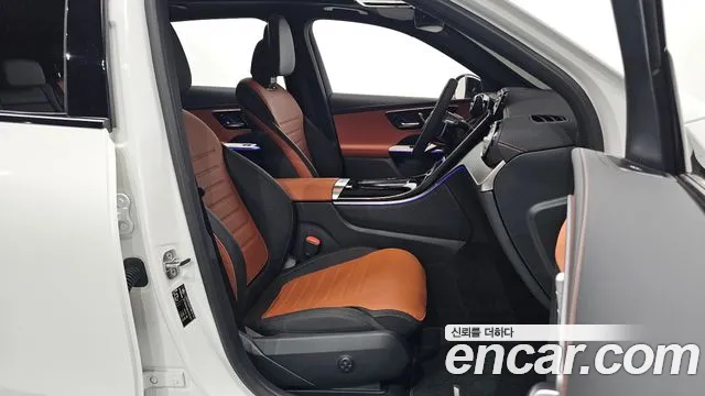 2026 Mercedes-Benz GLC — صورة 10