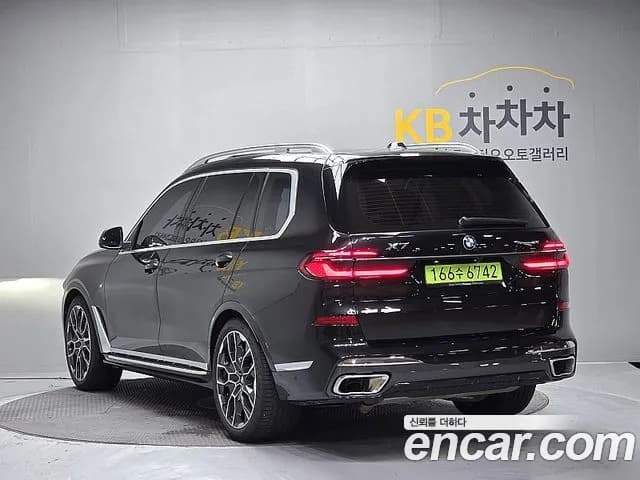 2026 BMW X7 — صورة 6
