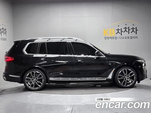 2026 BMW X7 — صورة 7