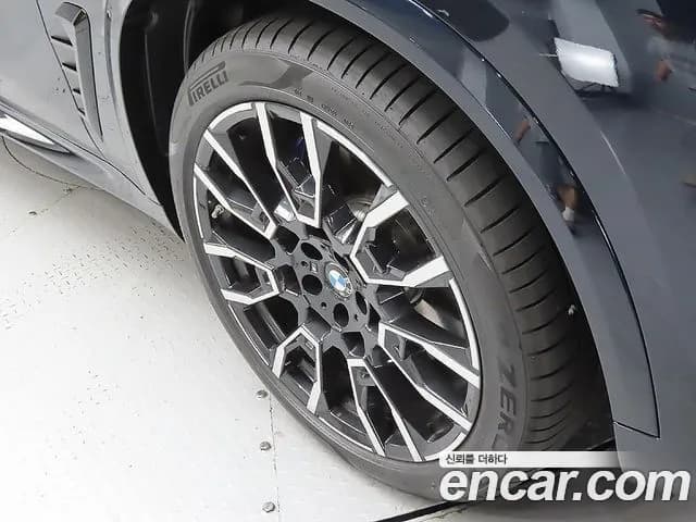 2026 BMW X5 — صورة 5