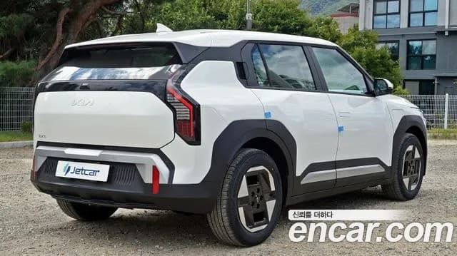 2027 Kia EV3 — صورة 4