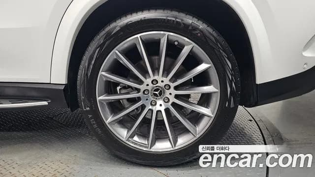 2026 Mercedes-Benz GLE — صورة 5