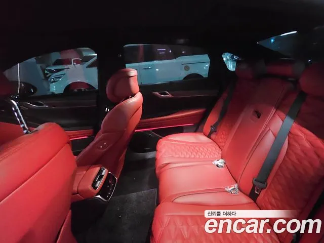 2027 Genesis G80 — صورة 10