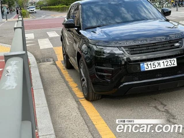 2026 Land Rover Range Rover — صورة 2