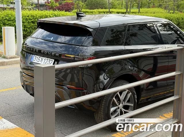 2026 Land Rover Range Rover — صورة 4