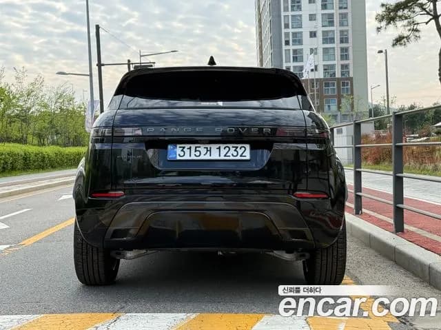 2026 Land Rover Range Rover — صورة 8