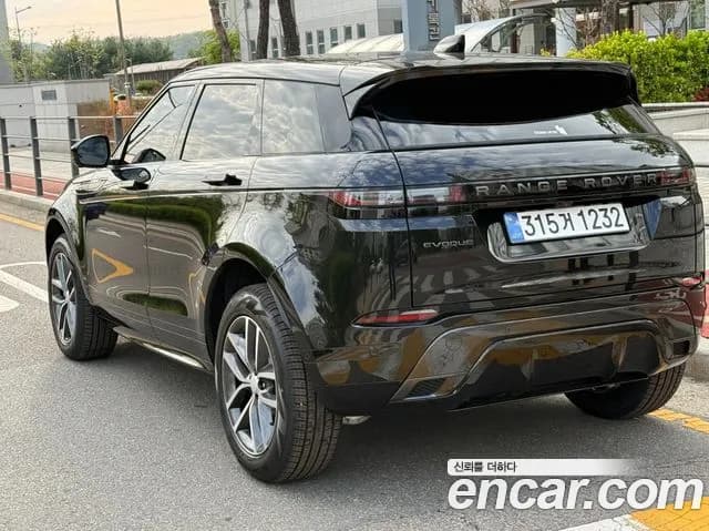 2026 Land Rover Range Rover — صورة 9
