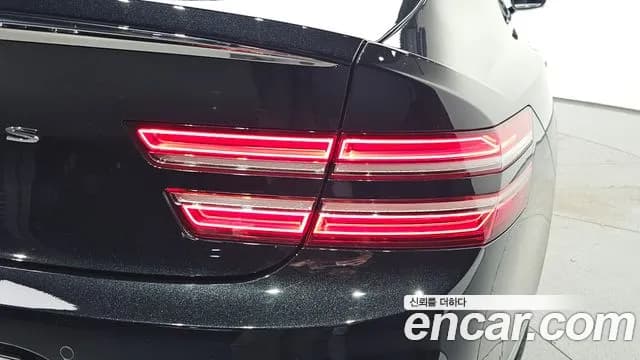 2027 Genesis G80 — صورة 7