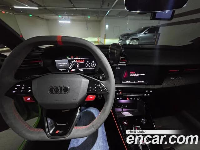 2026 Audi RS3 — صورة 7