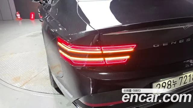 2027 Genesis G80 — صورة 7