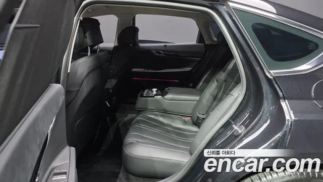 2027 Genesis G80 — صورة 10