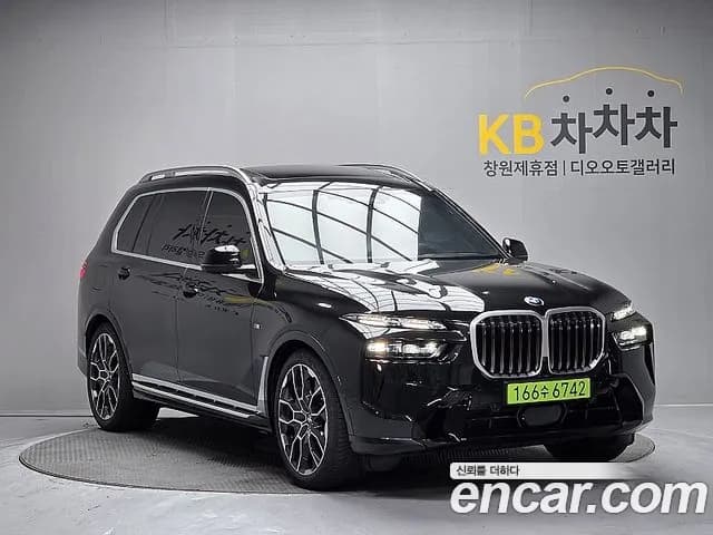 2026 BMW X7 — صورة 5