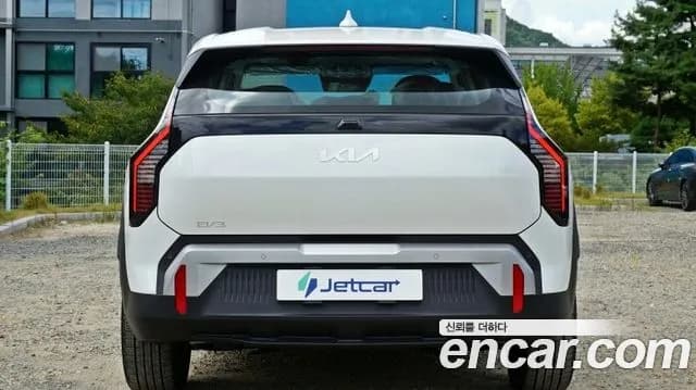 2027 Kia EV3 — صورة 3